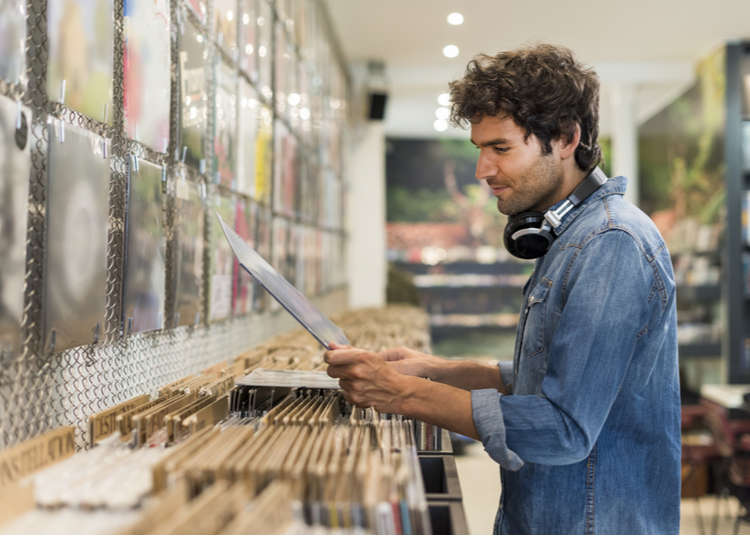 Best Places to Buy Records in Tokyo: 3 Local DJ's Share Inside Tips!