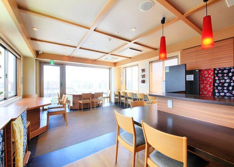 開放感のある展望ラウンジ