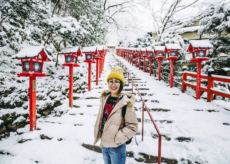 Pack plenty of warm clothes if you’re visiting Japan in January (Image: PIXTA)