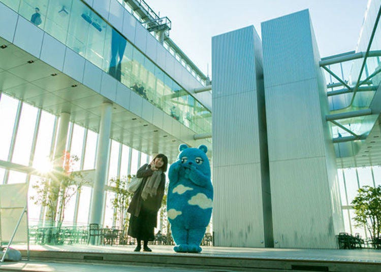▲If you are in luck and get to meet Abeno Bear, make sure to take a picture together. Also if you come across Abeno Bear on a rainy day, the fur will have a rain cloud pattern.