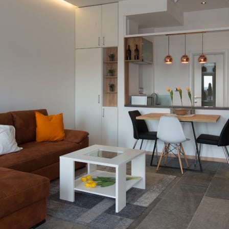 Apartments/Serviced Apartments
